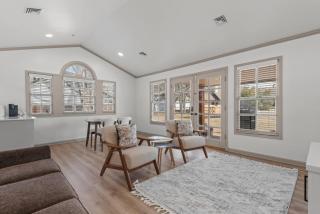 Jarrett Farm Resort - Suite 2 - - 7