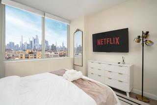 Midtown View with Pool- Minutes to City - Hoboken - 9