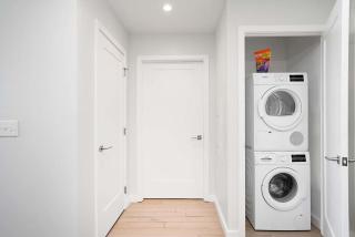 Exclusive 1BR Apt with NYC View - Hoboken - 1