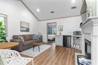 The Outlook at Jarrett Farm Resort - - 9