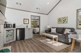 Jarrett Farm Resort - Suite 10 - - 7