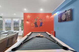 Fire and Fun Luxe Stay w Pool Hot Tub and Game Room - Linden - 9
