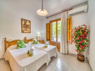 Stunning vacation home for eight guests - Playa de Muro - 3