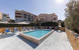 Nice Apartment In Makarska - 9