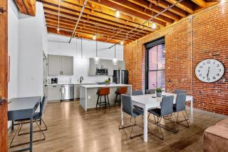 Stunning 5 Star Stay! Guest Favorite with River View - Saint Louis - 8