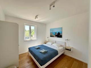 Apartments by the sea Nerezine, Losinj - 23786 - Nerezine - 1