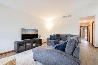 Comfort Awaits at Cozy Get Away - Dog Friendly - Akron - 6