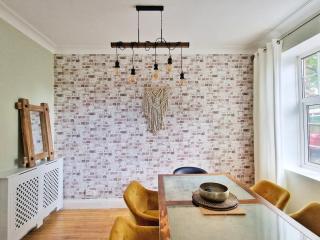 QC CityStay Stylish 3 Bed Flat in Hendon NW4 - - 1