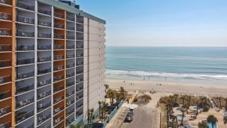 2 room Ocean View King Suit at Landmark Myrtle Beach - Myrtle Beach - 8