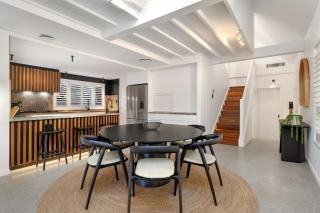 Noire at the Beach - Steps from Belongil Beach - 4