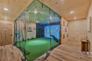 Honeybear Hideaways - #1 Luxury Haven Cabin with Breathtaking Mountain Views, Indoor Pool, Bowling Alley, and Golf - Pigeon Forge - 7