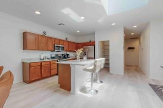Modern Home 3BR Next to Airport, Netflix, Casino - Albuquerque - 7
