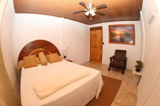Arenal Garden House - - 5