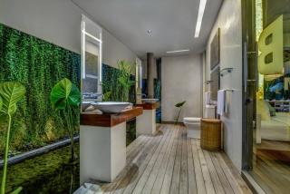 Stunning 4 Bed, Butler Service, Security, Central - Seminyak - 7