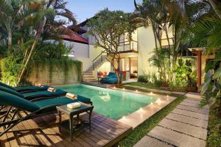 Super Value 4 Bedroom, Walk To Bintang Supermarket - Seminyak - 1