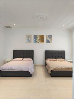 Pangkor Island Seaside @ 4 rooms Homestay - Pasir Bogak - 3