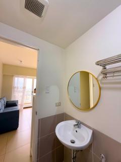 Vincondotel Near BGC 3BR Fairlane 5112 - Manila - 3