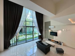 Puchong Private Pool Villa & Jacuzzi Up to 30Pax - 4