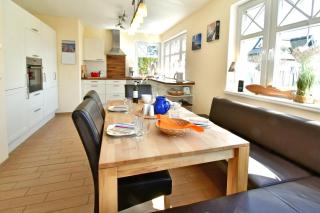 Haus Strandmuschel - Zingst - 6