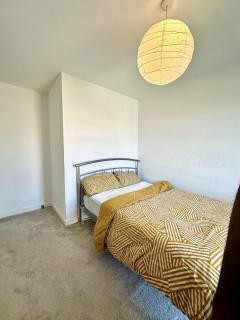A Double Bedroom in Manchester with free Parking - Manchester - 2