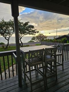 Gorgeous Beachfront Home - 30 Day Minimum - Hauula - 6