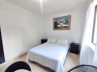 Hostal Coliving Casa Medellín - Medellín - 2