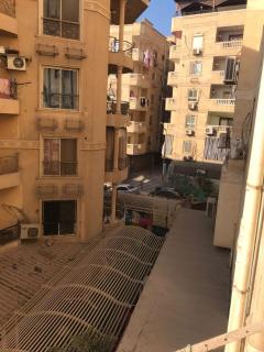 شقه بالكامل مفروش 3غرفه للايجار بحدائق الاهرام بجوار المتحف والاهرامات - ‘Ezbet `Abd el-Ḥamîd - 8