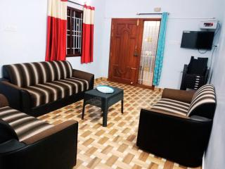 Cozy 3BHK Villa with Parking, WiFi, Mountain View - Kodaikānāl - 5