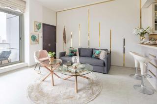 Frank Porter - Botanica Tower - 6