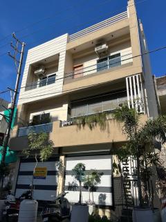 Hotel SHIVASHRAY Luxury Stays & Inn - 6