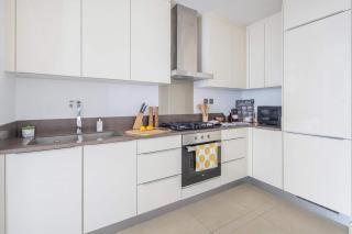 Frank Porter - The Residence at Marina Gate 2 - 2