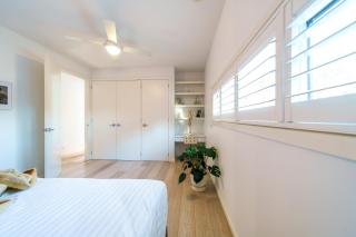 Montez House - Central Retro-Modern Pool Retreat - 7