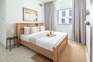 Frank Porter - Marina Pinnacle - 1