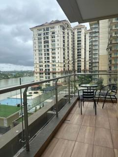 [Netflix] Holiday Getaways Suite@ Riverine Kuching - 6