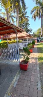 Hotel suraj, silivassa - Jāmb - 2