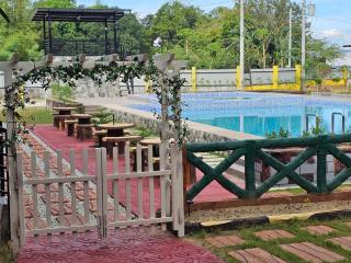 Summerville Hotel and Resort - Palayan City - 5