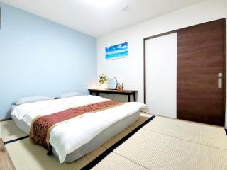 Asakusa Temple Detached BuildingZhujia Inn 2-8 people3 min walk to Asakusa Temple Skytree Ueno within walking distanceDirect access to Ginza, Shibuya, Shinjuku by subway - 5