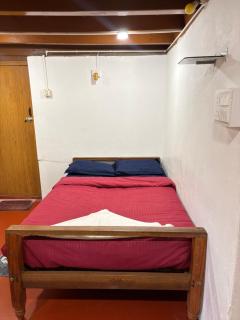 Grandpa's Vintage Home Stay - 7