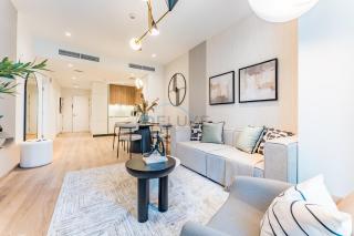 Redesigned High-Rise 1BR Near Key Landmarks, Elite Residence, Dubai Marina by Deluxe Holiday Homes - 2