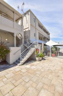 Modern Luxurious Apartment in St James Kalk Bay - St James - 8