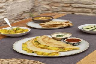 Qotel Signature Lavish Rajouri Garden New Delhi - 5