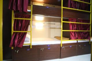 Neon Nest Dormitory Suits Asalpha Metro - Mumbai - 0