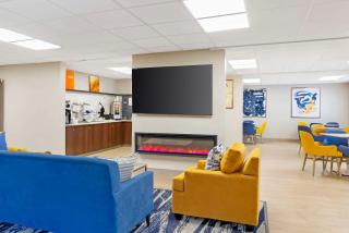 Comfort Suites Northside Hospital Gwinnett - Lawrenceville - 2