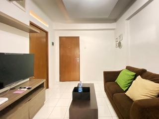 Fancy Designed 2BR at Gateway Ahmad Yani Cicadas Apartment By Travelio - Bandung - 3