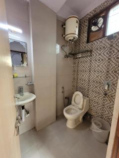Hotel Jyoti Palace - Karol Bagh Market - 4