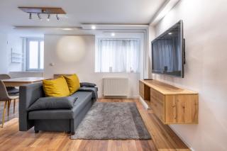 SZ27 B Székely Apartment - Budapeste - 0