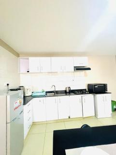 Emilia One Bedroom Apt in Kileleshwa - Nairobi - 2