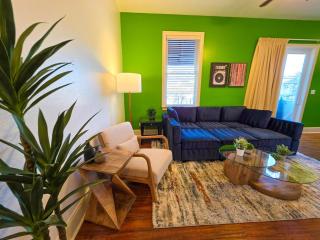 Modern King bed Haven Free parking, Pool, Balcony - Santa Rosa Beach - 1
