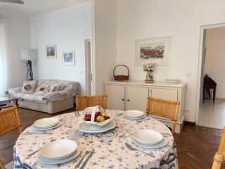 1 Min Walk from the Sea, with 2 Bed and 2 Bath - 6