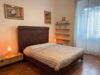 1 Min Walk from the Sea, with 2 Bed and 2 Bath - 4